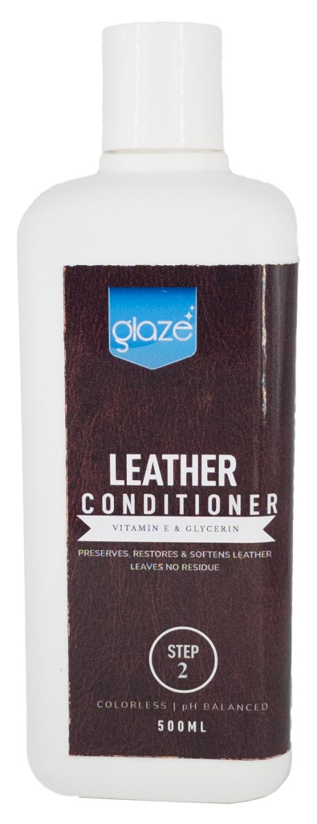 Leather Conditioner 500ml Step 2 - Shopivet.com