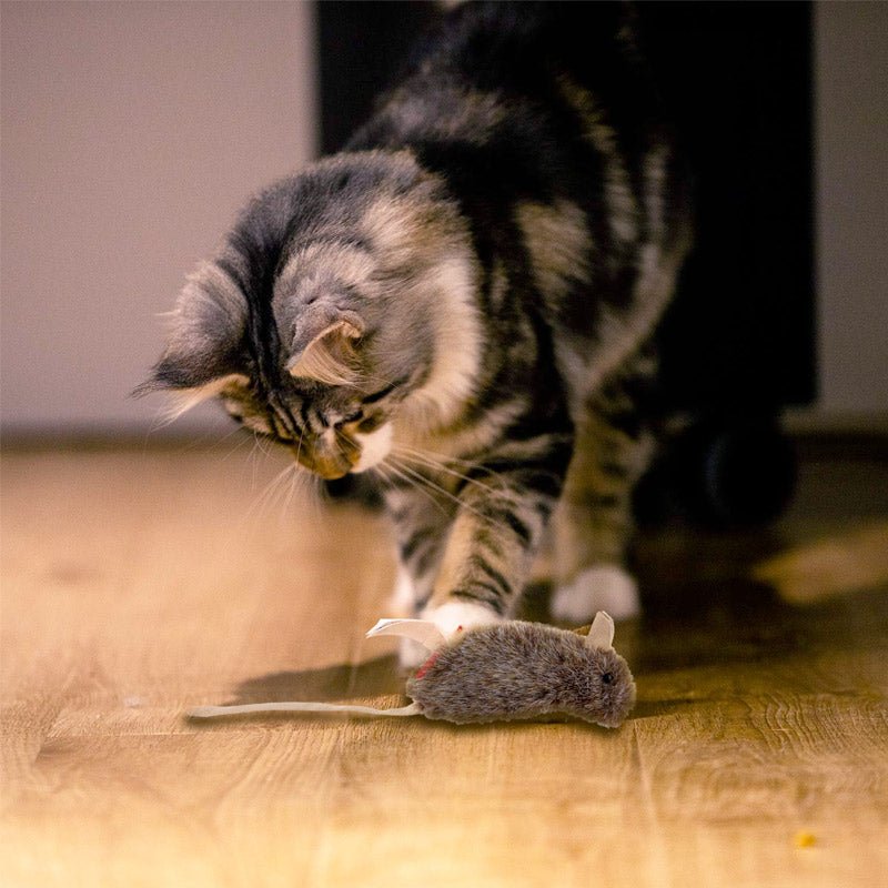 Refillable Catnip (Mouse) with 3 catnip teabags in ziplock bag - Shopivet.com