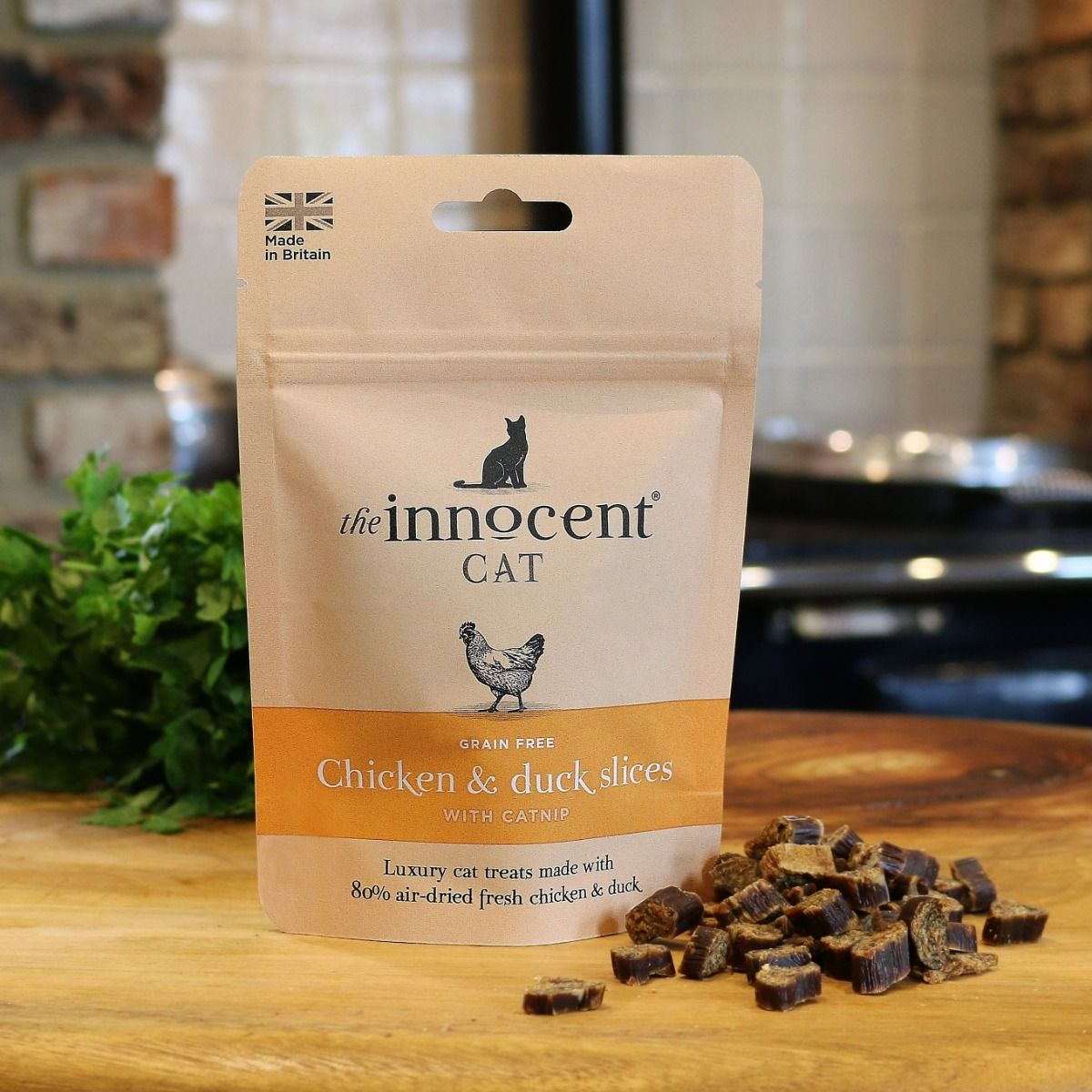 The Innocent Cat Chicken & Duck Slices with Catnip Grain - Free Cat Treats 70g - 70g - Shopivet.com